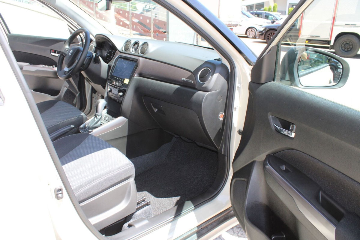Suzuki Vitara 1.4h Starview 4wd allgrip 110cv at (14)