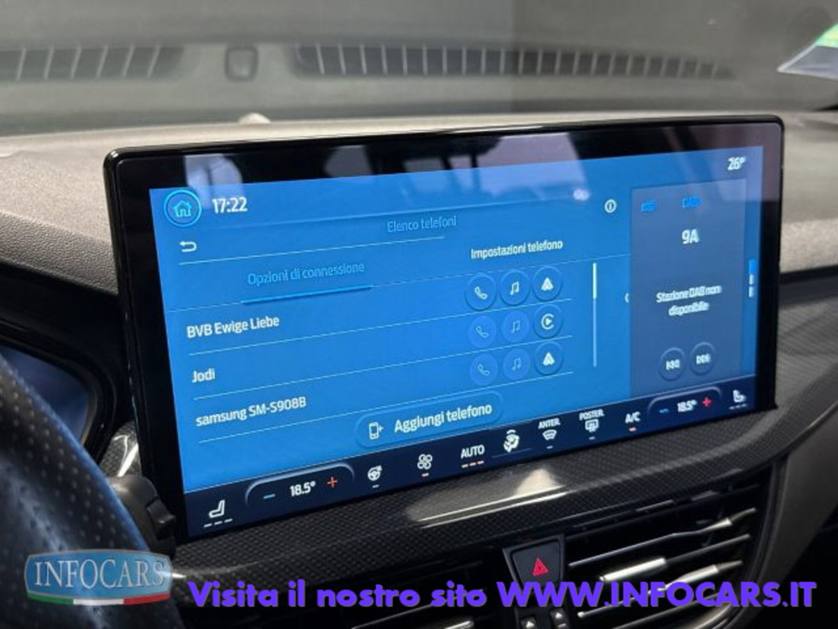 Ford Focus Station Wagon 1.0 EcoBoost Hybrid 155 CV SW ST-Line (16)