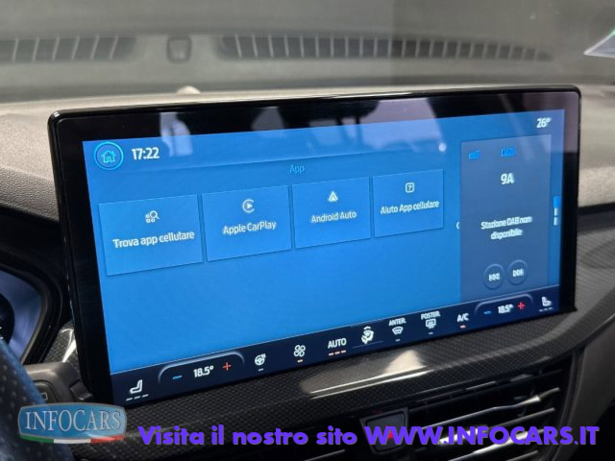 Ford Focus Station Wagon 1.0 EcoBoost Hybrid 155 CV SW ST-Line (17)