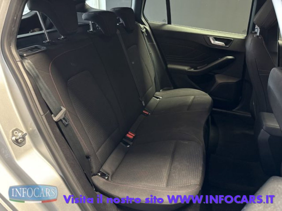 Ford Focus Station Wagon 1.0 EcoBoost Hybrid 155 CV SW ST-Line (8)