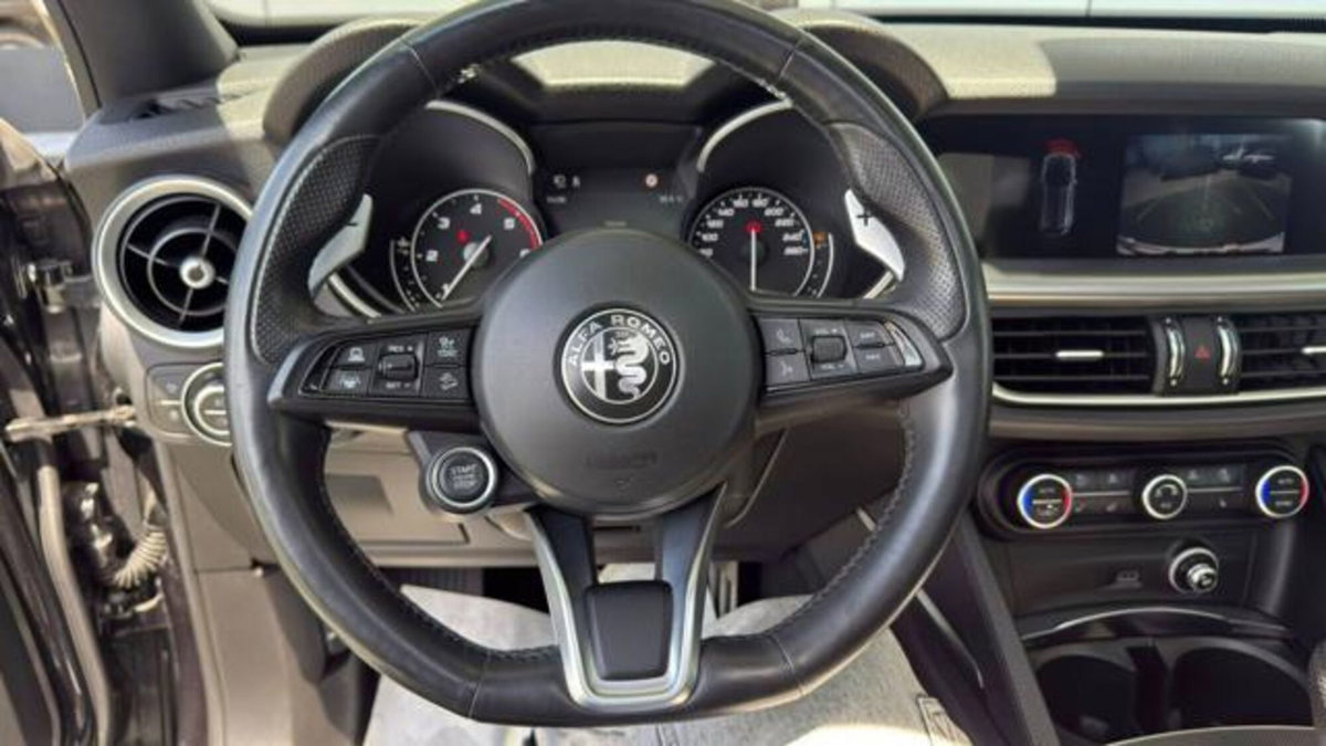 Alfa Romeo Stelvio Stelvio 2.2 Turbodiesel 210 CV AT8 Q4 Veloce (12)