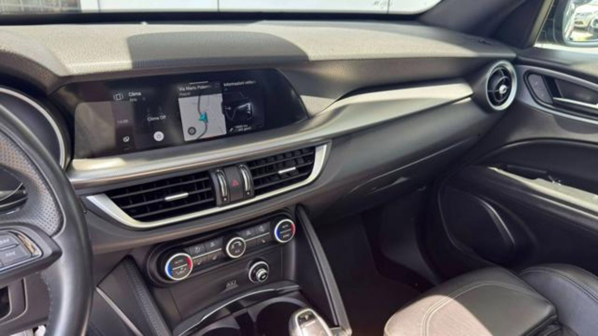 Alfa Romeo Stelvio Stelvio 2.2 Turbodiesel 210 CV AT8 Q4 Veloce (14)