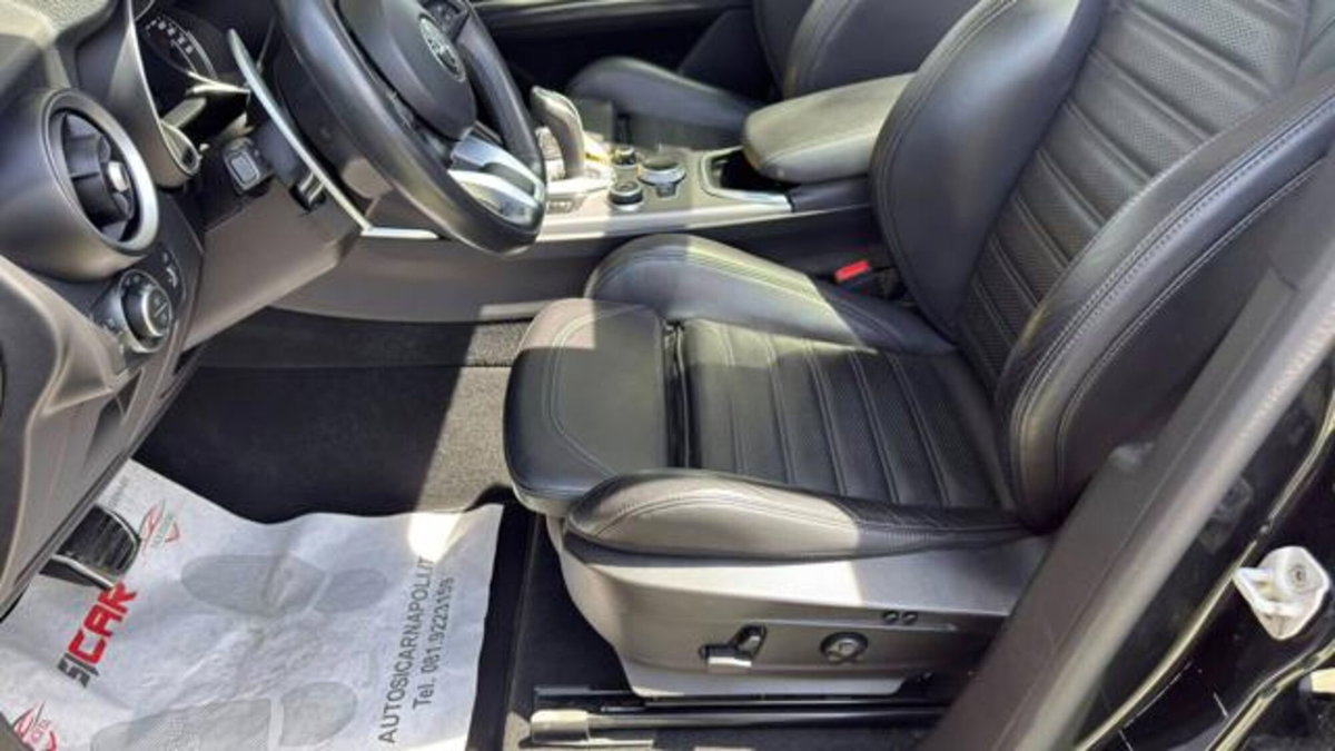 Alfa Romeo Stelvio Stelvio 2.2 Turbodiesel 210 CV AT8 Q4 Veloce (19)