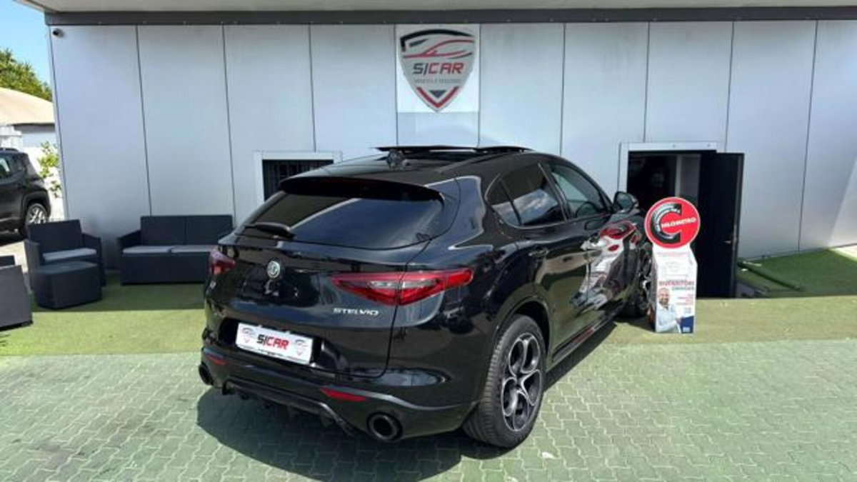 Alfa Romeo Stelvio Stelvio 2.2 Turbodiesel 210 CV AT8 Q4 Veloce (4)