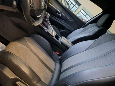 Peugeot 5008 PureTech Turbo 130 S&S Allure (6)