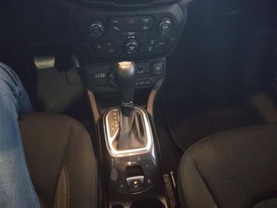 Jeep Renegade 1.6 Mjt 130 CV S (13)