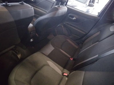Jeep Renegade 1.6 Mjt 130 CV S (15)
