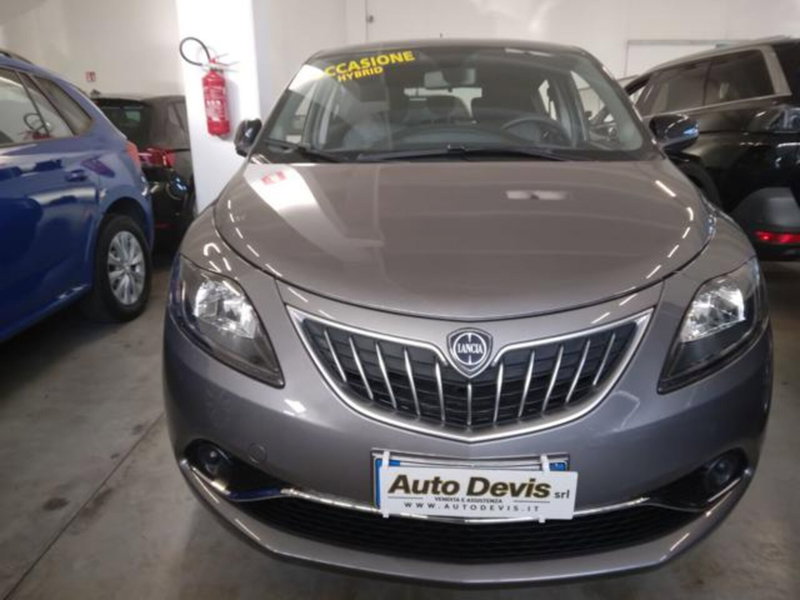 Lancia Ypsilon 1.0 FireFly 5 porte S&S Hybrid Silver Plus