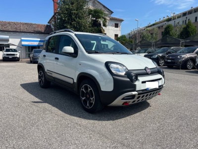 Fiat Panda Cross 1.0 firefly hybrid Cross s&s 70cv 5p.ti usata