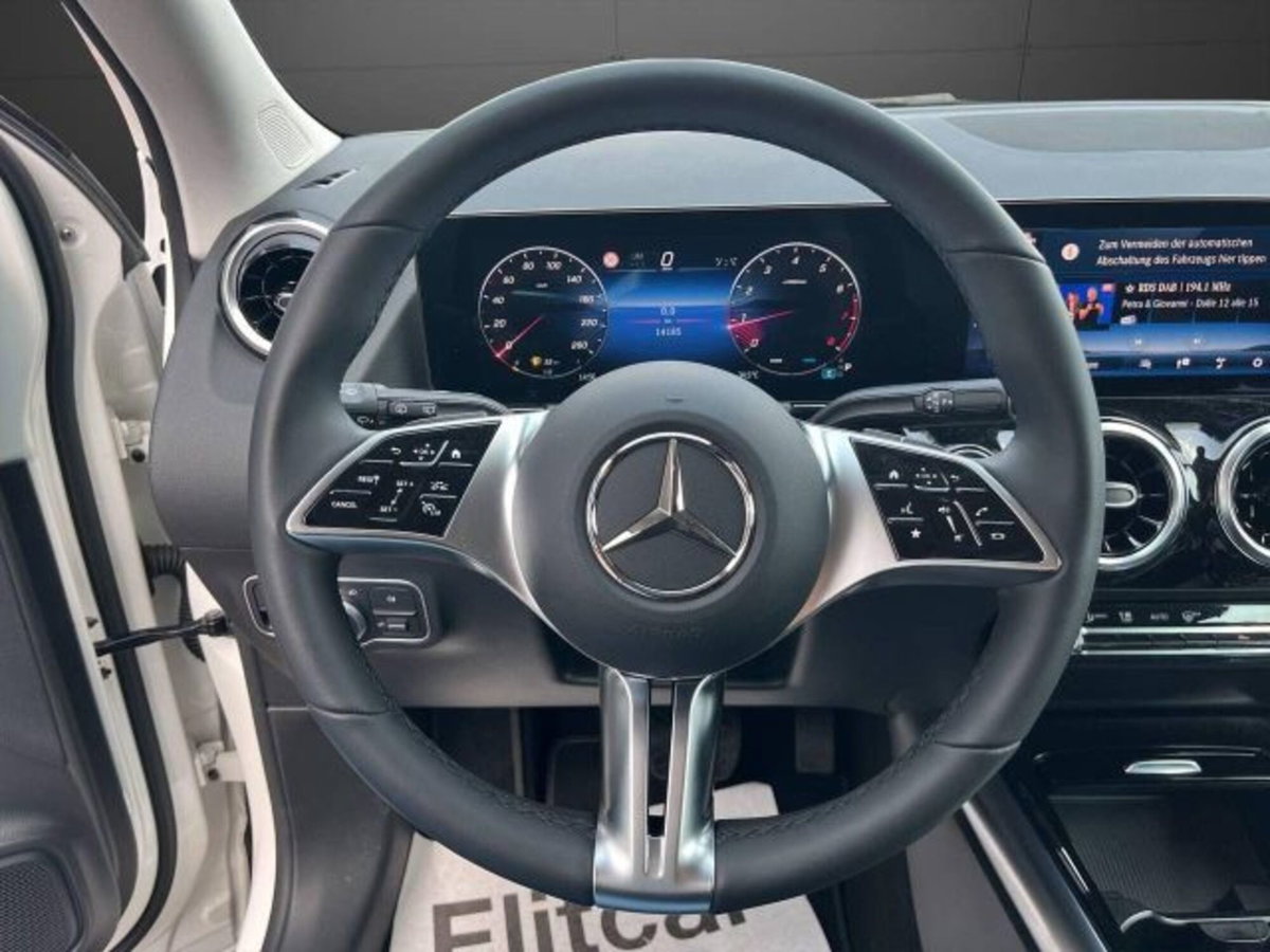Mercedes-Benz GLA SUV 180 Progressive Advanced Plus auto (15)