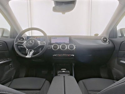 Mercedes-Benz GLA SUV 180 Progressive Advanced Plus auto (4)