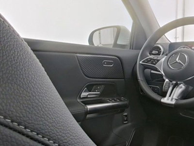 Mercedes-Benz GLA SUV 180 Progressive Advanced Plus auto (8)