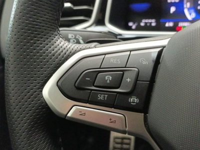 Volkswagen T-Roc 1.5 tsi R-Line dsg (10)