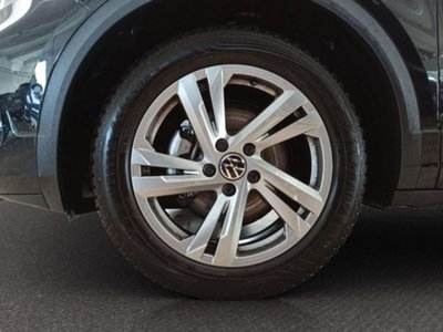 Volkswagen T-Roc 1.5 tsi R-Line dsg (11)