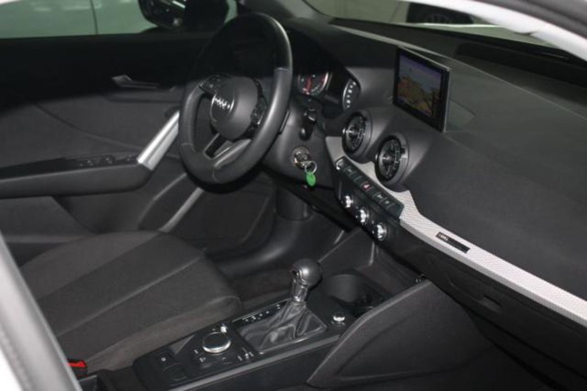 Audi Q2 Q2 2.0 TDI quattro S tronic S line Edition (8)