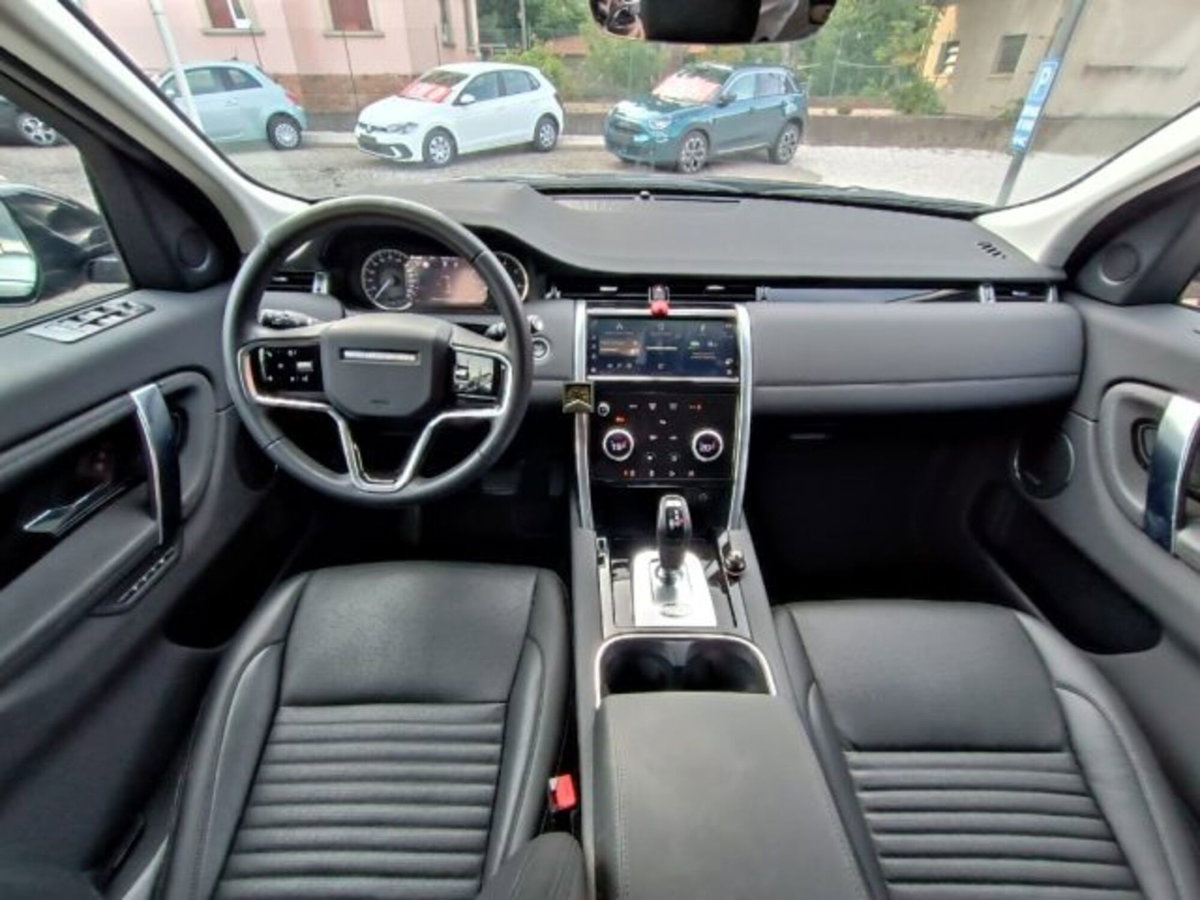 Land Rover Discovery Sport 1.5 I3 PHEV 309 CV AWD Auto SE (11)