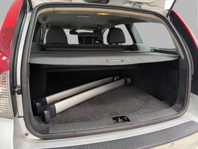 Volvo V50 2.0 D cat Momentum (14)