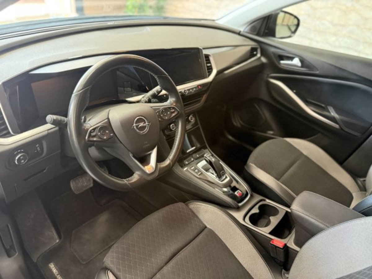 Opel Grandland 1.5 diesel Ecotec aut. (13)