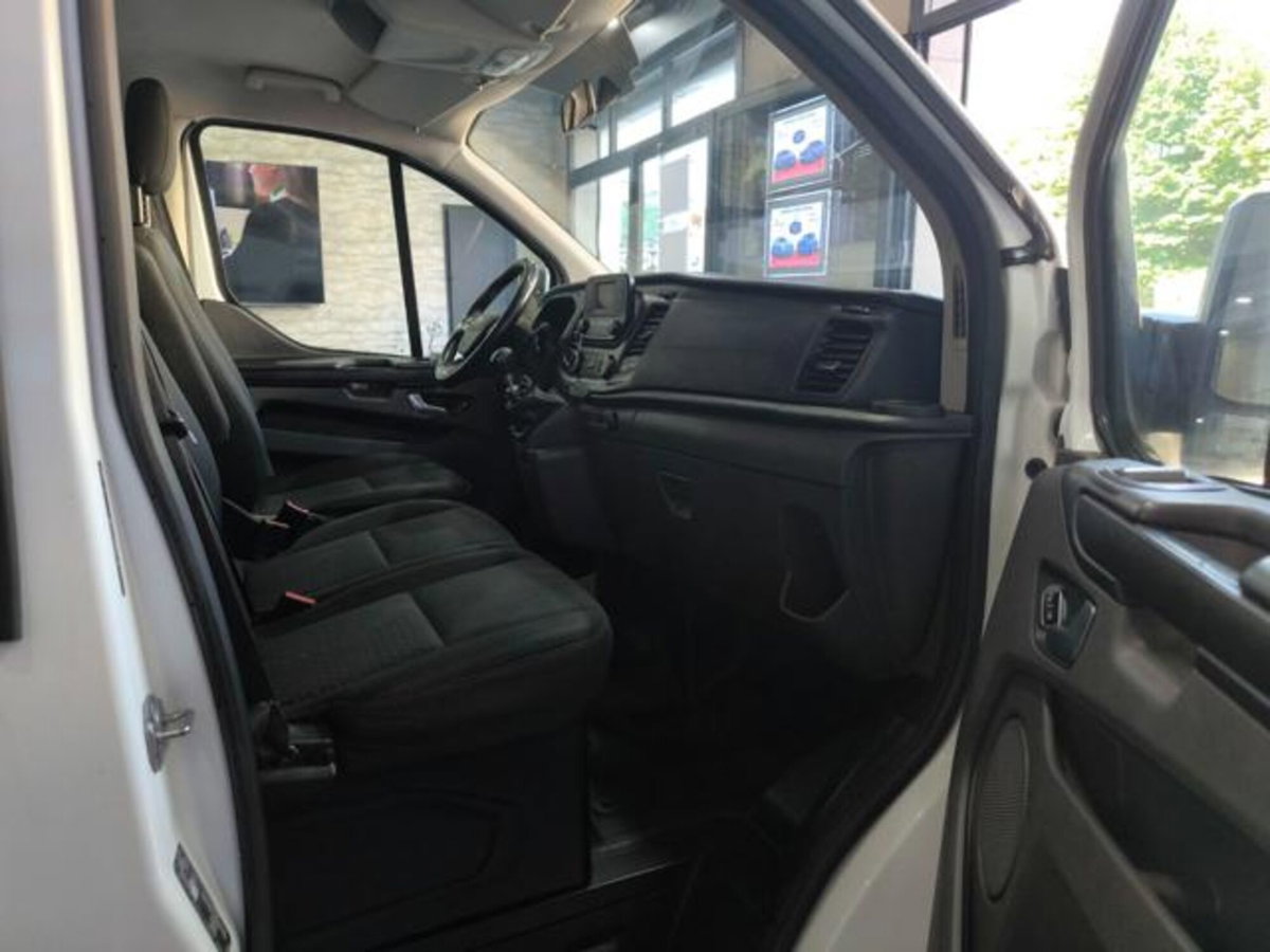 Ford Transit Custom Furgone 320 2.0 EcoBlue 130 PC Combi Trend (11)