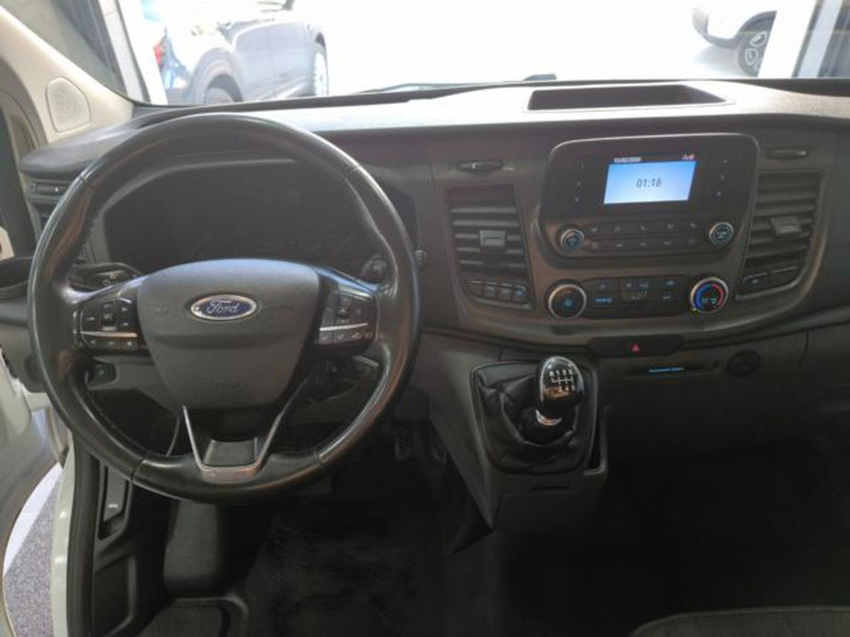 Ford Transit Custom Furgone 320 2.0 EcoBlue 130 PC Combi Trend (18)