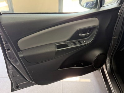 Toyota Yaris 1.5 Hybrid 5 porte Cool (10)