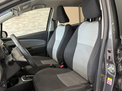 Toyota Yaris 1.5 Hybrid 5 porte Cool (12)