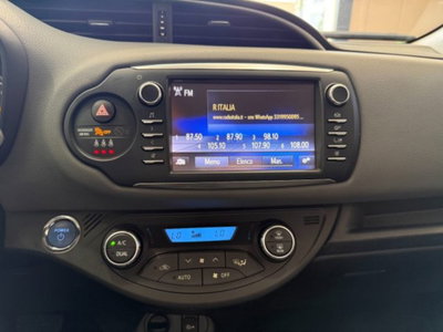 Toyota Yaris 1.5 Hybrid 5 porte Cool (16)