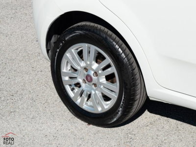 Fiat Punto 1.4 8V 5 porte Natural Power Easy (16)