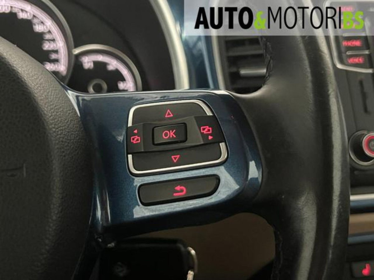 Volkswagen Maggiolino 2.0 TDI DSG Design BlueMotion Technology (17)