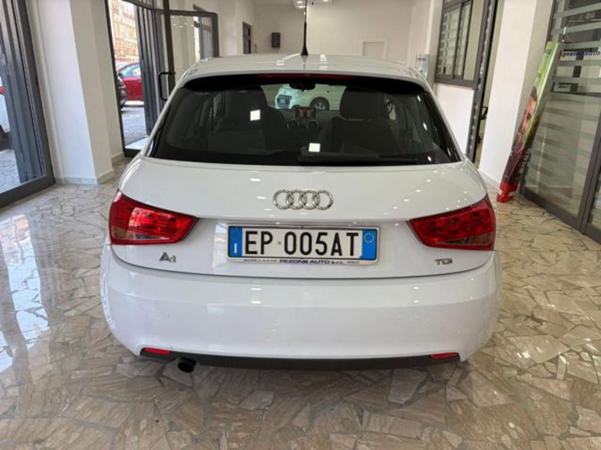 Audi A1 Sportback 1.6 TDI Ambition (6)
