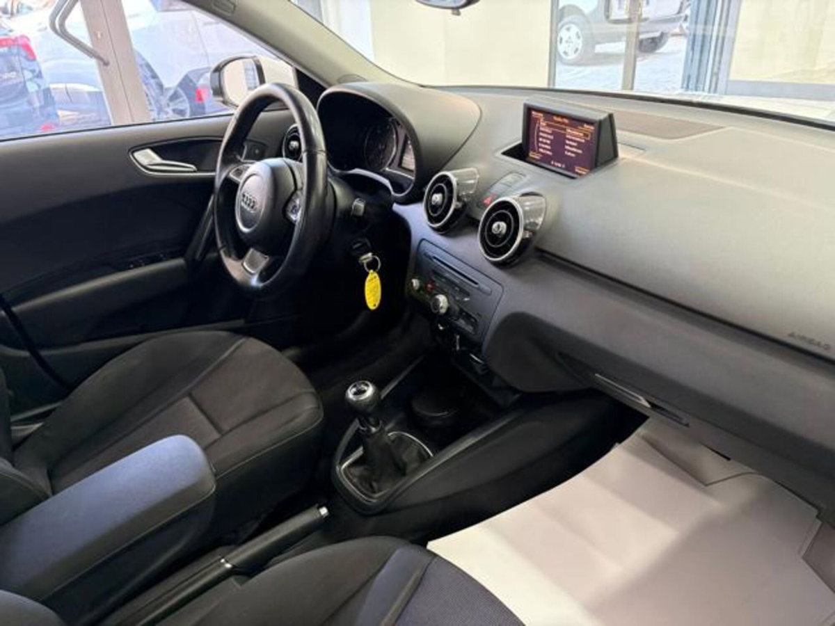 Audi A1 Sportback 1.6 TDI Ambition (8)