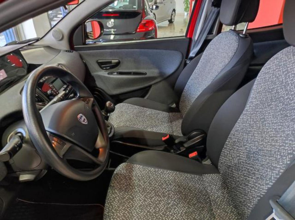 Lancia Ypsilon 0.9 TwinAir 5 porte Metano Ecochic Elefantino Blu (7)
