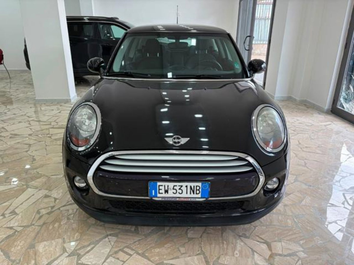MINI Mini 1.5 Cooper D (3)