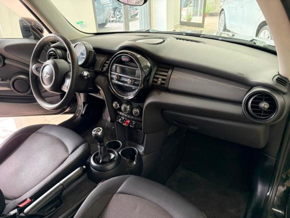 MINI Mini 1.5 Cooper D (7)
