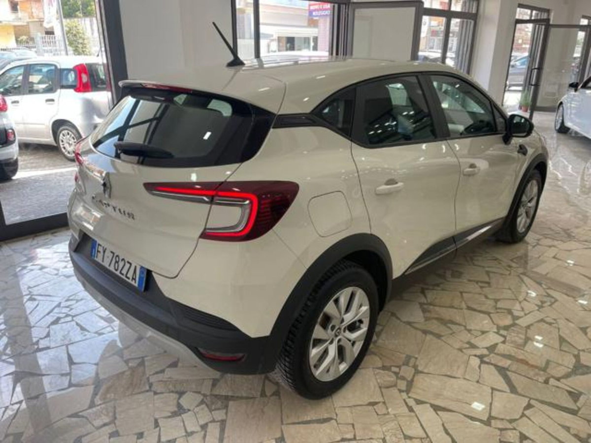 Renault Captur Blue dCi 95 CV Zen (5)