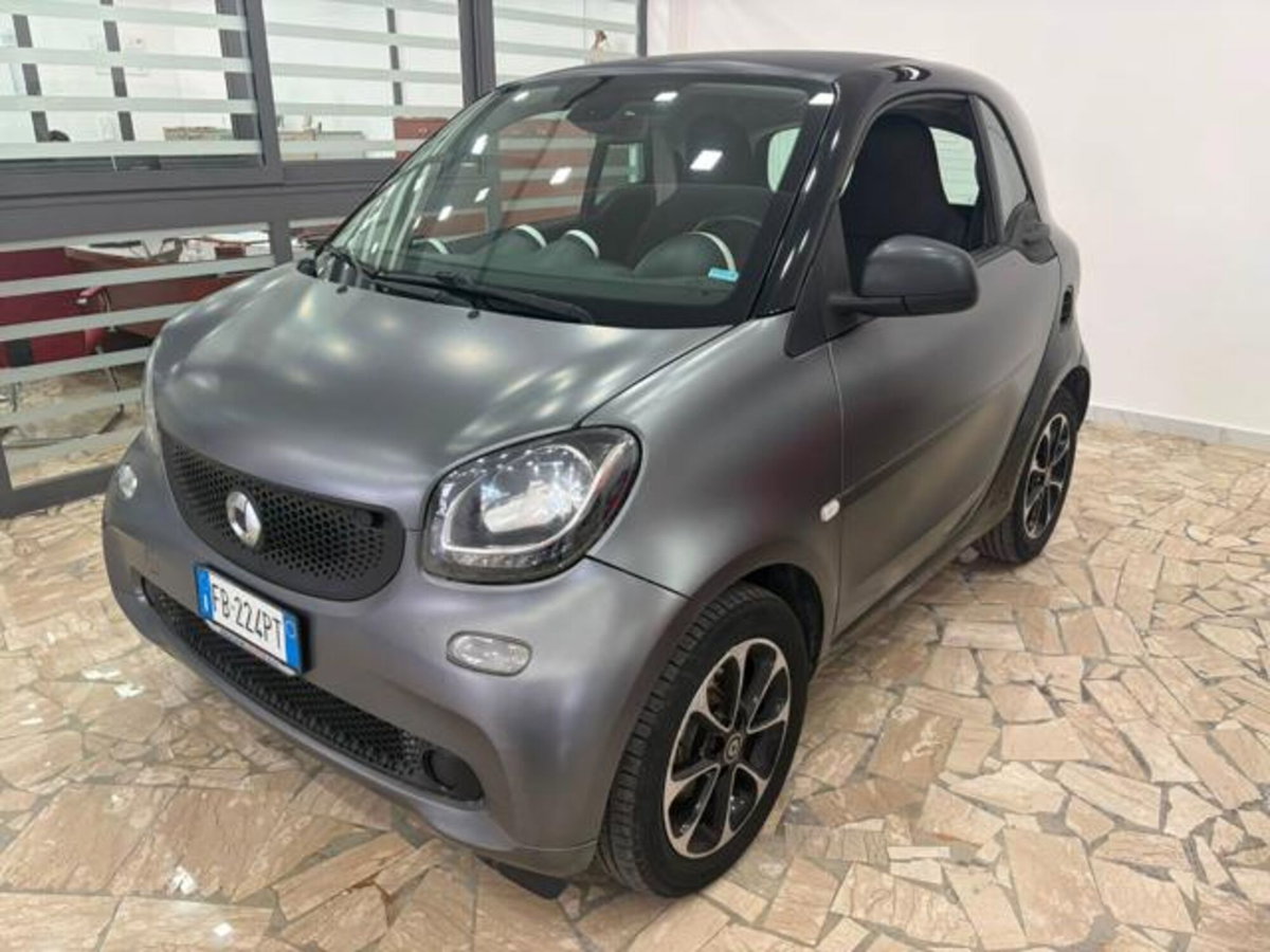 smart Fortwo 70 1.0 Youngster (2)