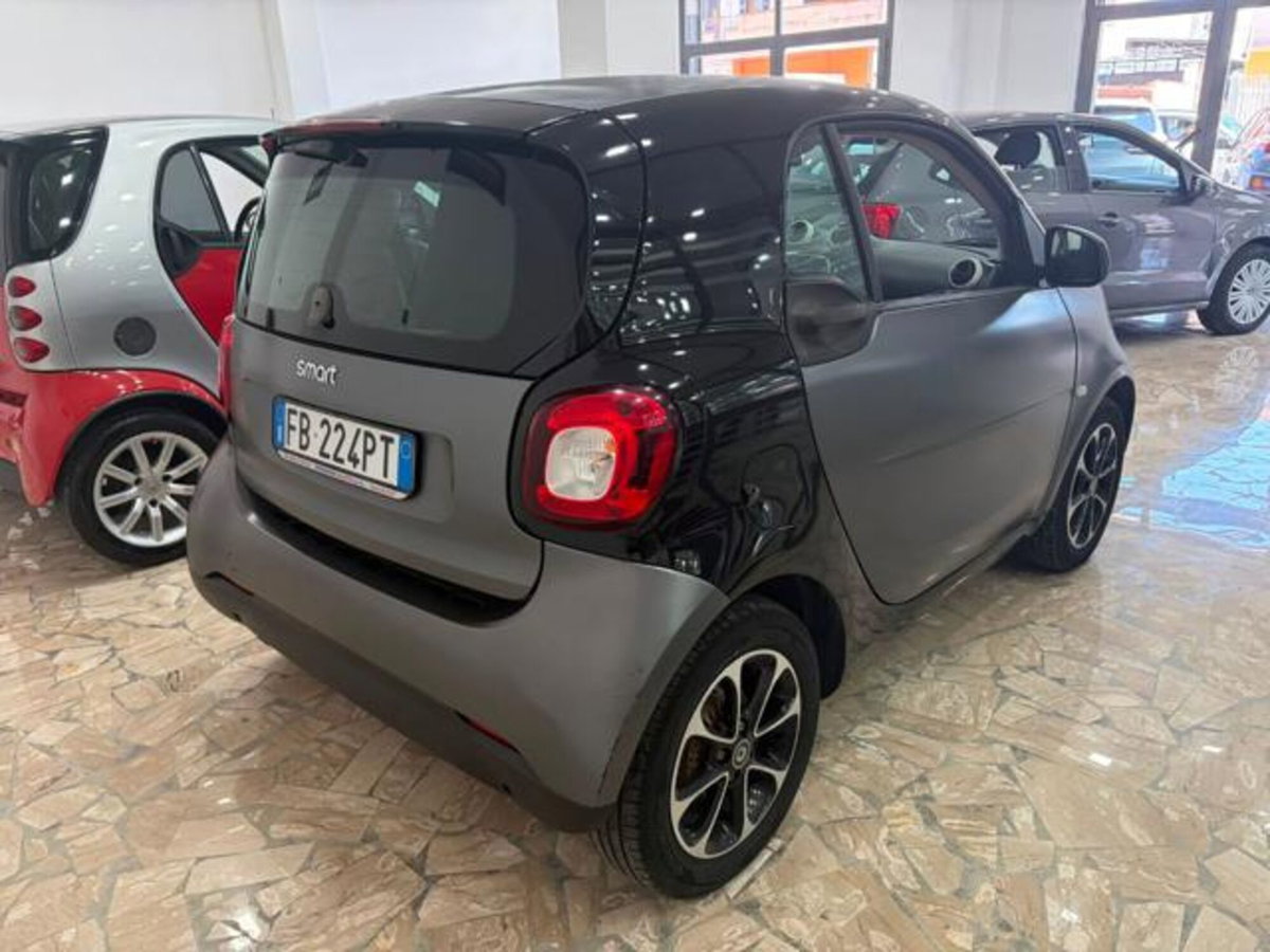 smart Fortwo 70 1.0 Youngster (5)