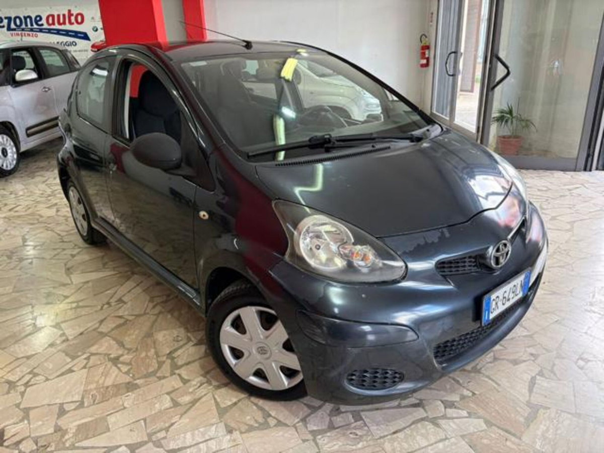 Toyota Aygo 1.0 12V VVT-i 5 porte Now