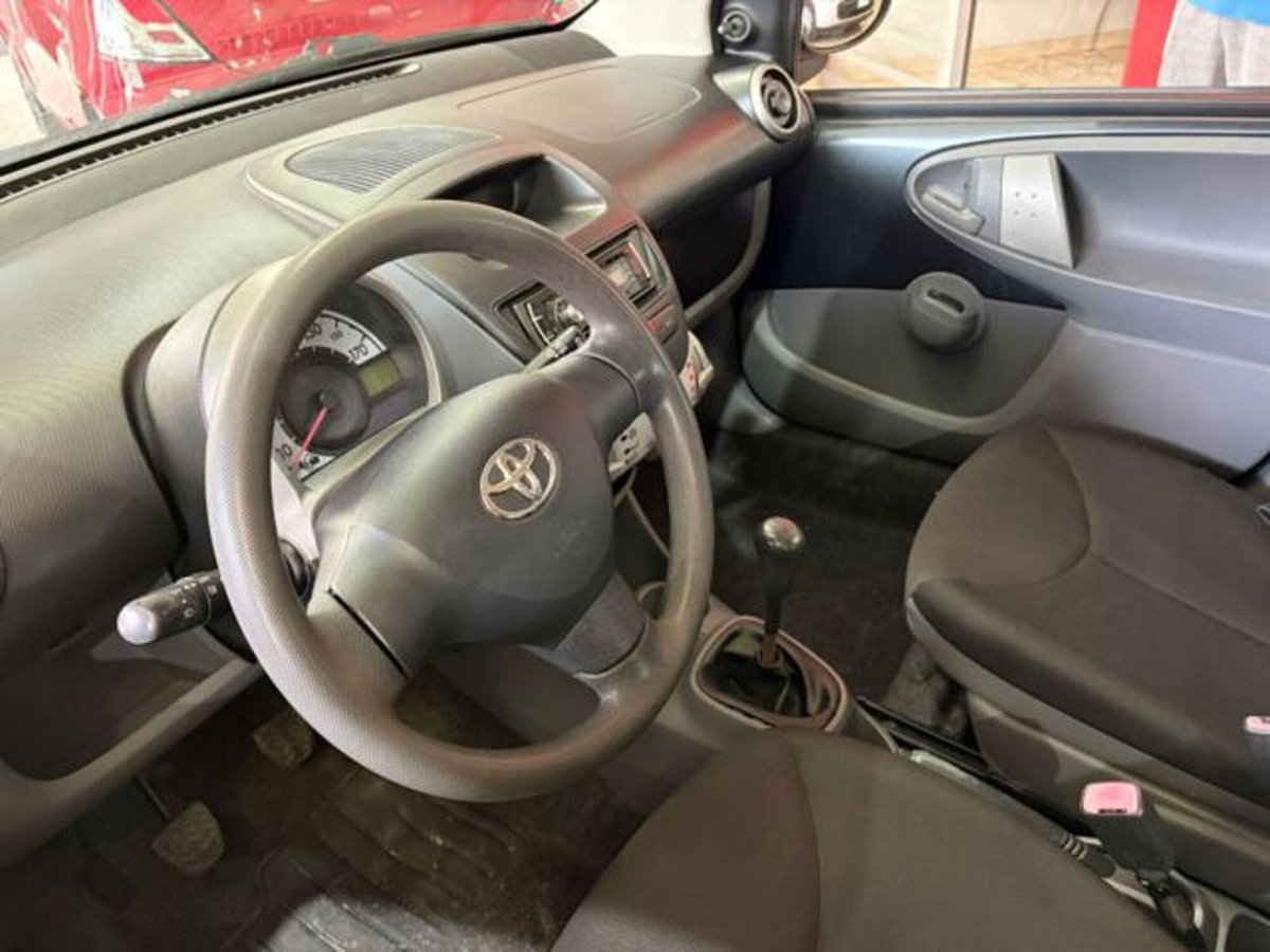 Toyota Aygo 1.0 12V VVT-i 5 porte Now (7)