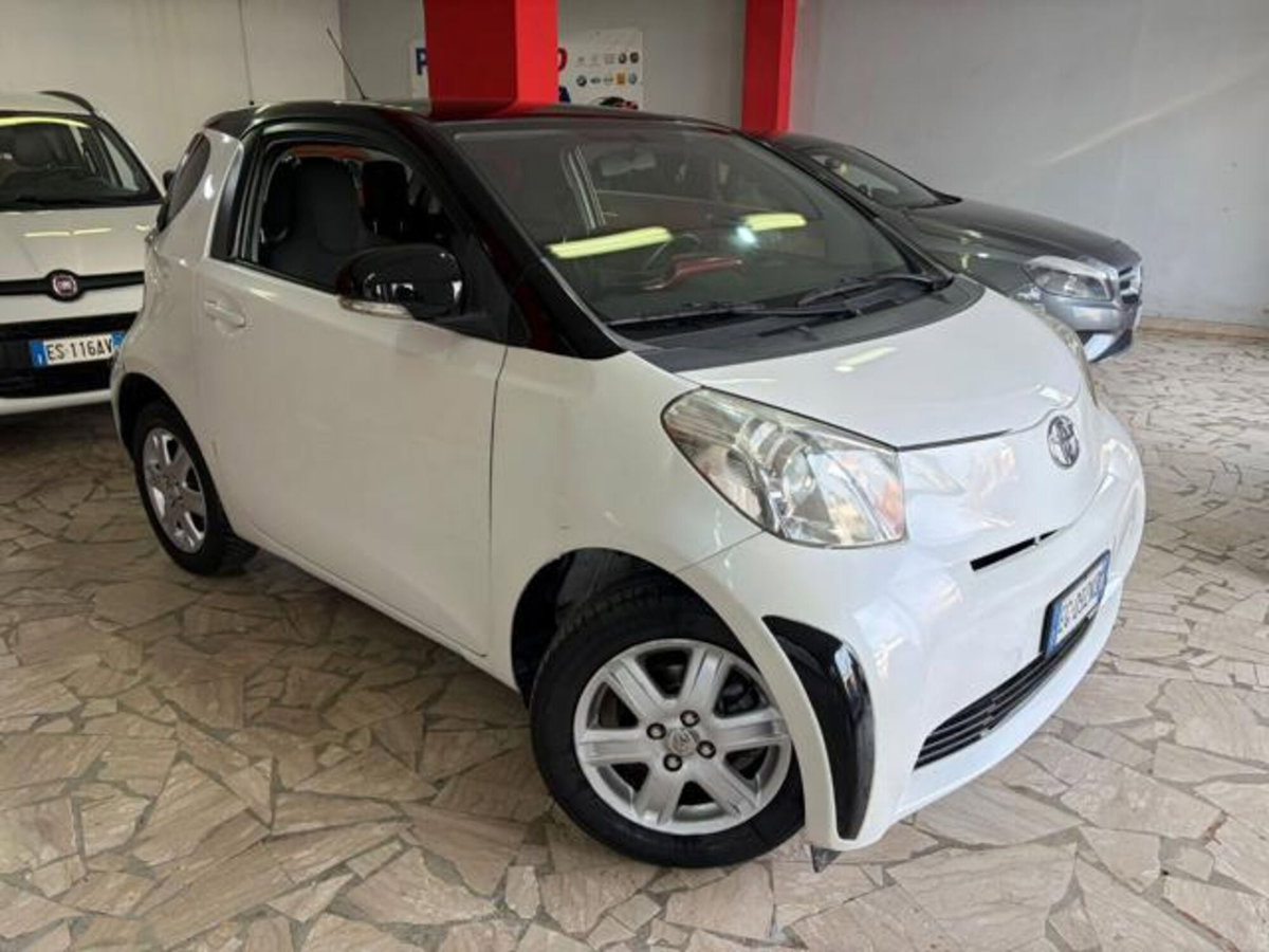 Toyota iQ 1.0 Sol