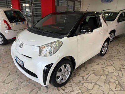 Toyota iQ 1.0 Sol (3)