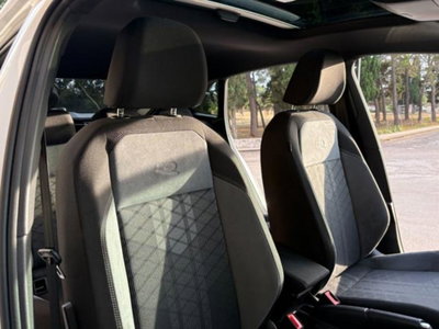 Volkswagen Taigo 1.0 tsi R-Line 115cv dsg (12)
