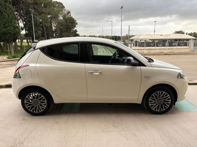 Lancia Ypsilon 1.0 FireFly 5 porte S&S Hybrid Gold Plus (4)