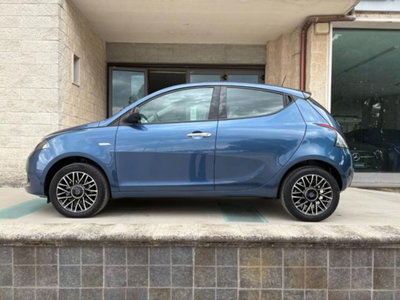 Lancia Ypsilon 1.0 FireFly 5 porte S&S Hybrid Gold Plus (8)