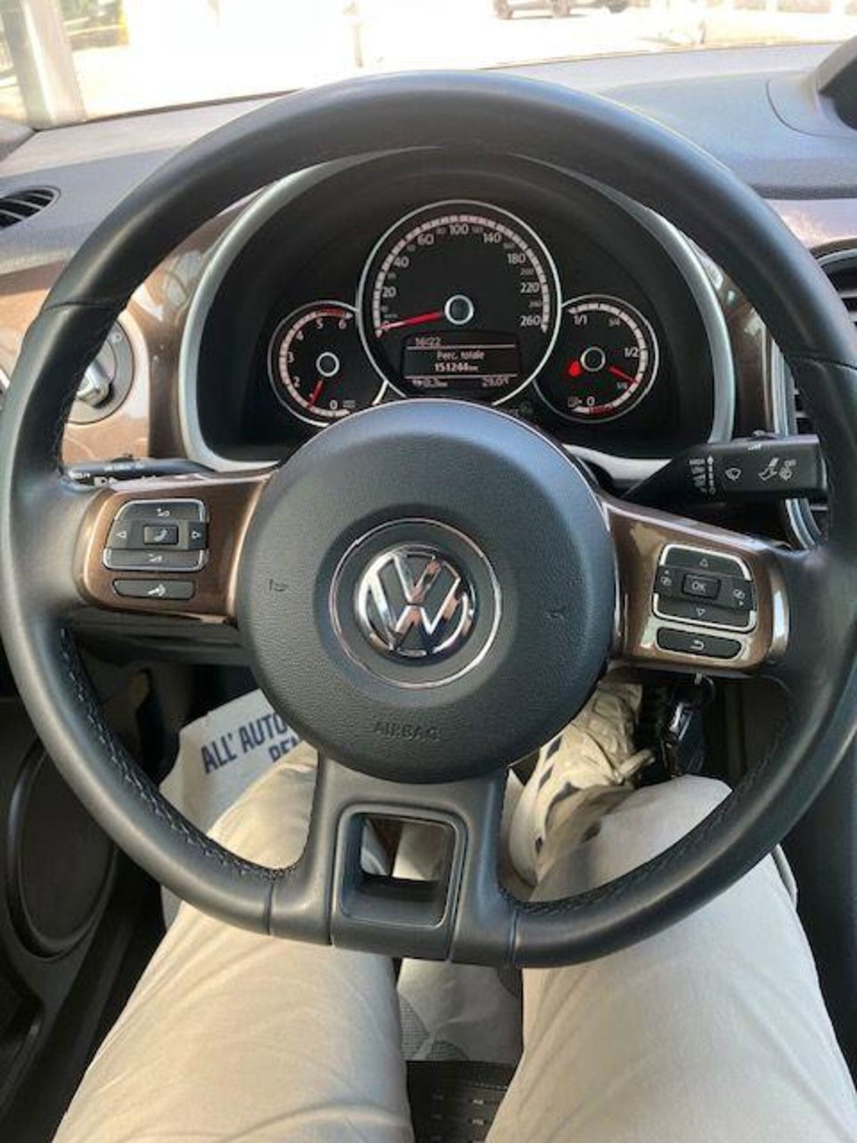Volkswagen Maggiolino 2.0 TDI Sport BlueMotion Technology (11)