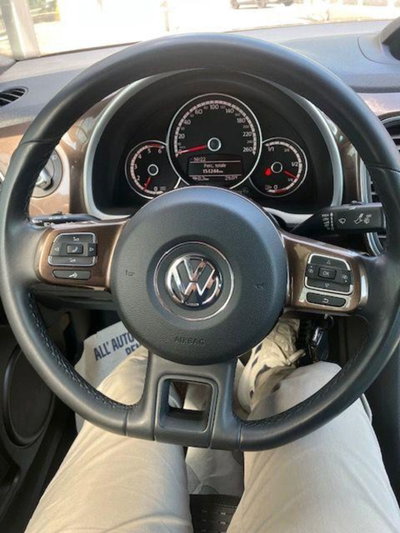 Volkswagen Maggiolino 2.0 TDI Sport BlueMotion Technology (11)