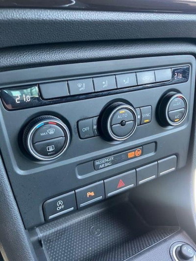 Volkswagen Maggiolino 2.0 TDI Sport BlueMotion Technology (13)