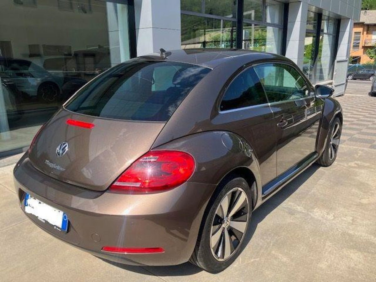 Volkswagen Maggiolino 2.0 TDI Sport BlueMotion Technology (4)