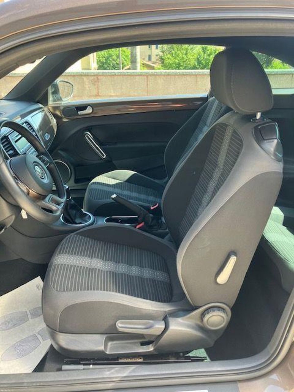 Volkswagen Maggiolino 2.0 TDI Sport BlueMotion Technology (7)