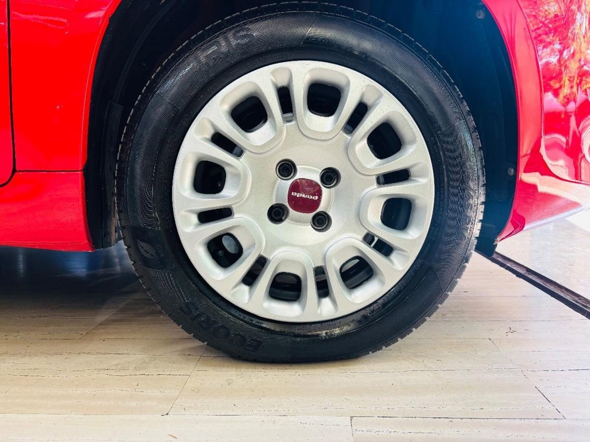 Fiat Panda 1.3 MJT 95 CV S&S Lounge (8)